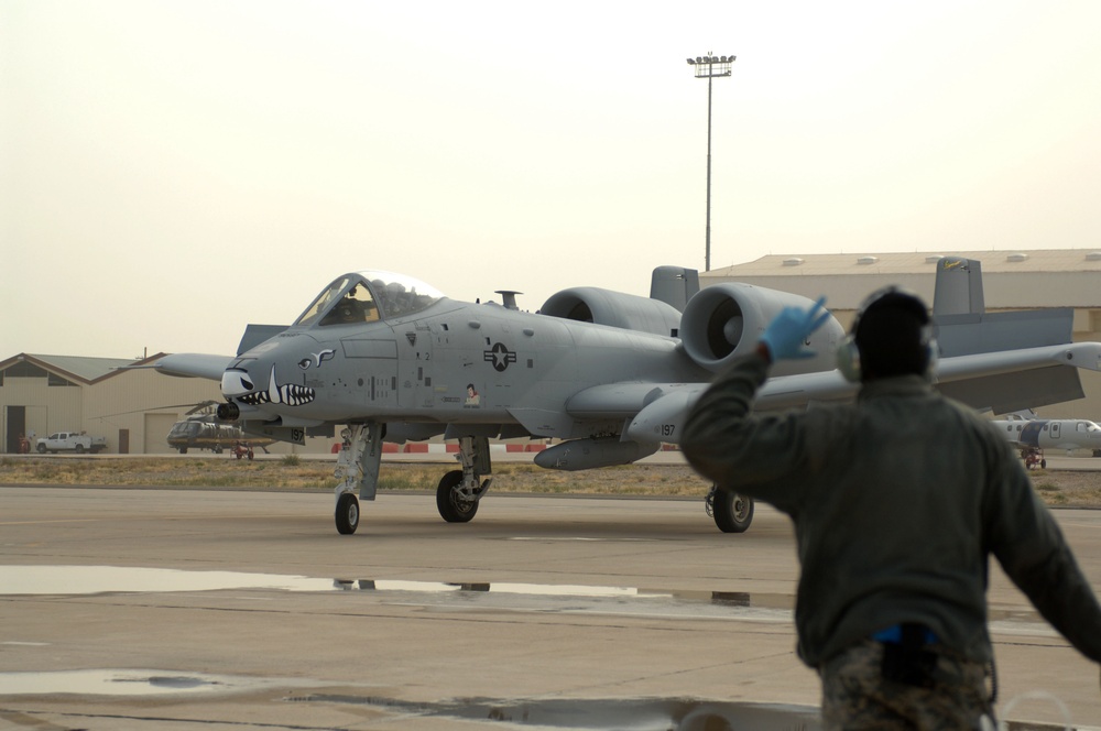 D-M retires 38 A-10s, gains 41 more