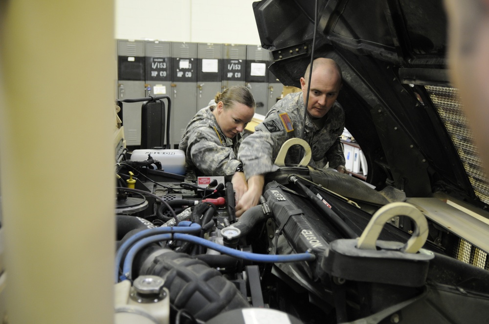 101st Public Affairs Detachment condcuts driver trainining