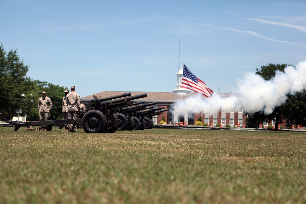 Installation residents pay tribute to veterans during Memorial Day 21 gun salute