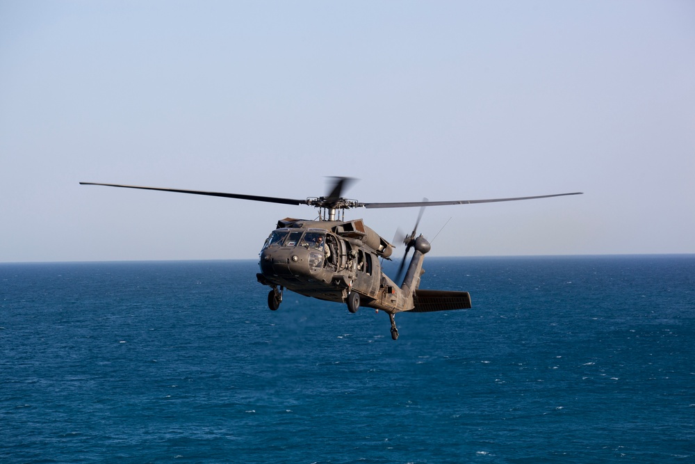 Army Black Hawks land on USS San Antonio