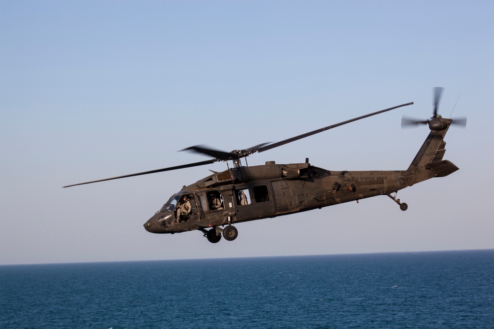 Army Black Hawks land on USS San Antonio
