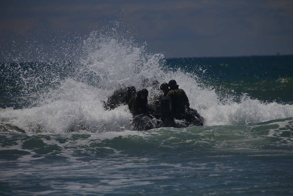 11th MEU works with Japanese Self Defense Force during Exercise Dawn Blitz