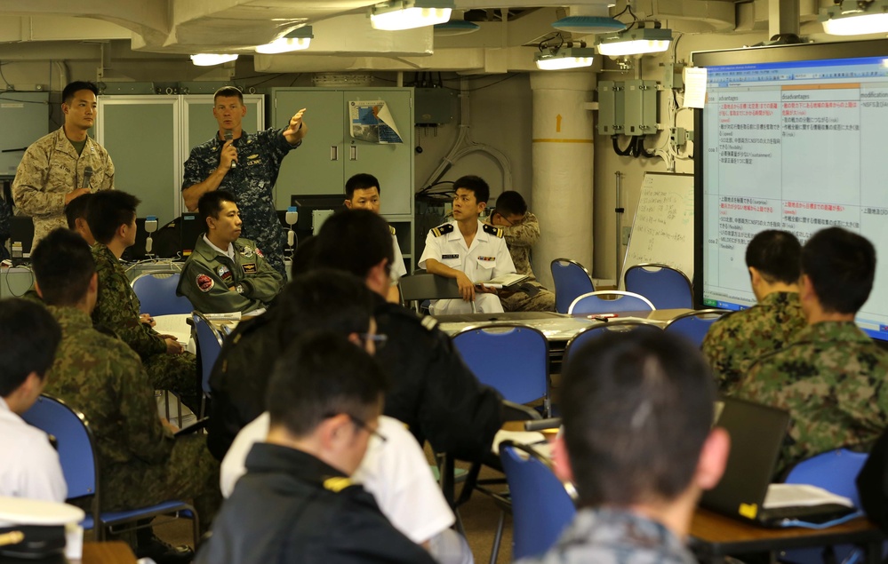 11th MEU works with Japanese Self Defense Force during Exercise Dawn Blitz