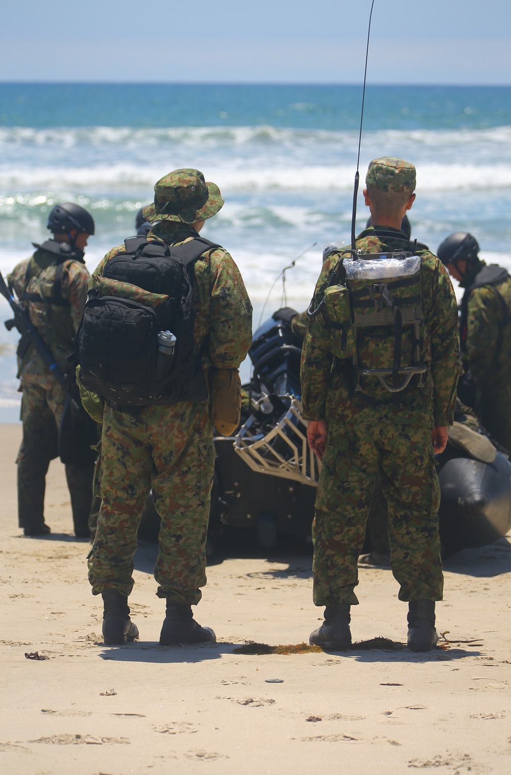 11th MEU works with Japanese Self Defense Force during Exercise Dawn Blitz