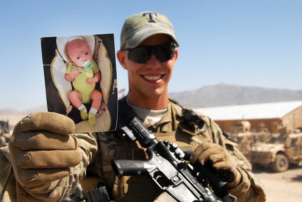 Texas soldier sends love from Afghanistan on Father’s Day