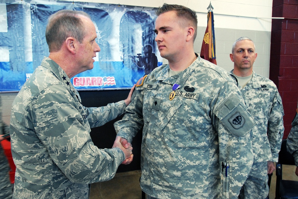 DVIDS Images Two Wisconsin Guardsmen awarded Purple Hearts [Image 2
