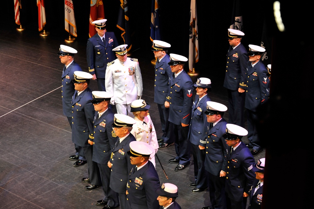 Coast Guard Sector St. Petersburg holds change of command