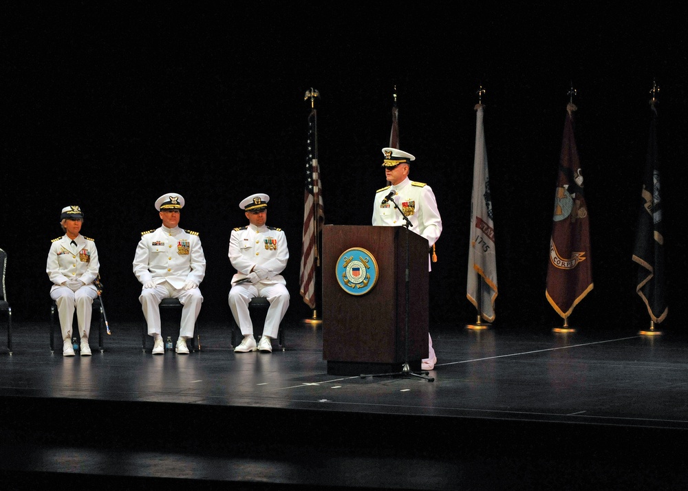 Coast Guard Sector St. Petersburg holds change of command