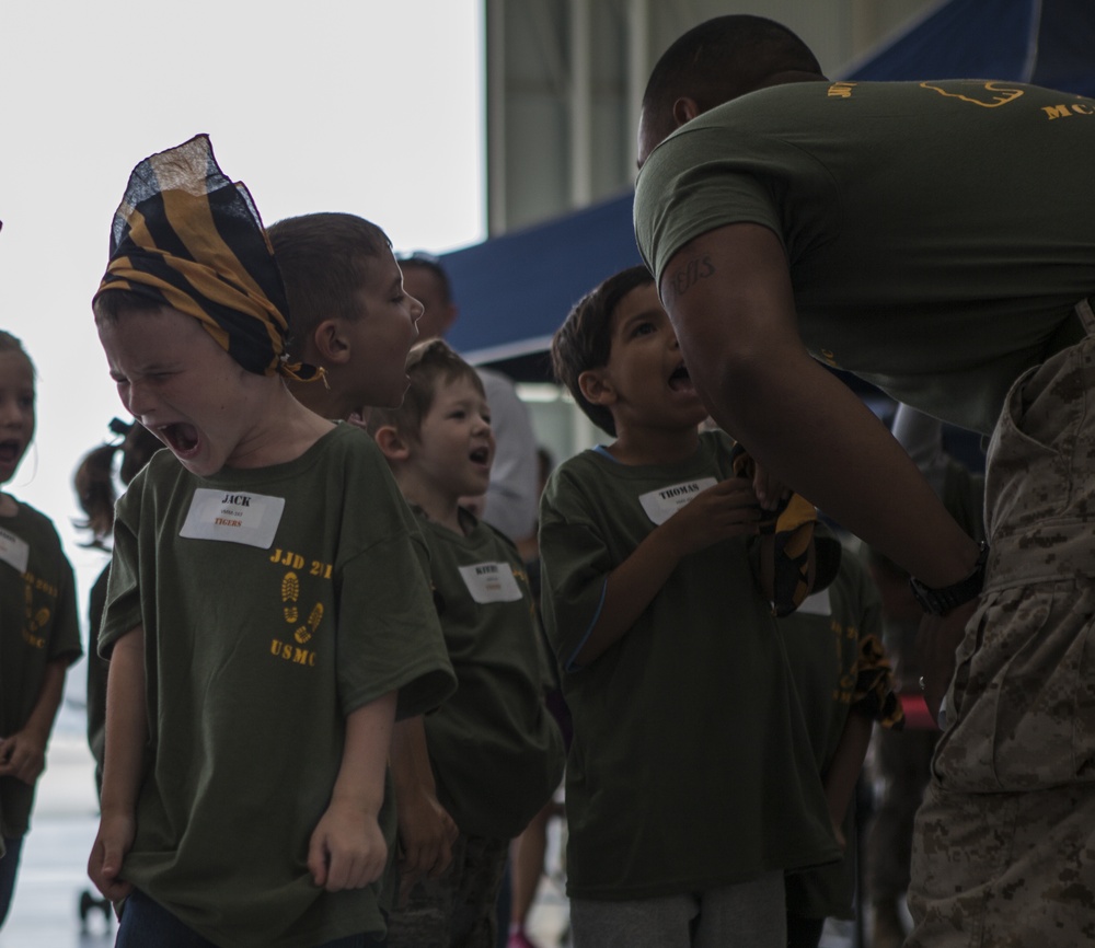 Peek-a-boo into the life of their Parents