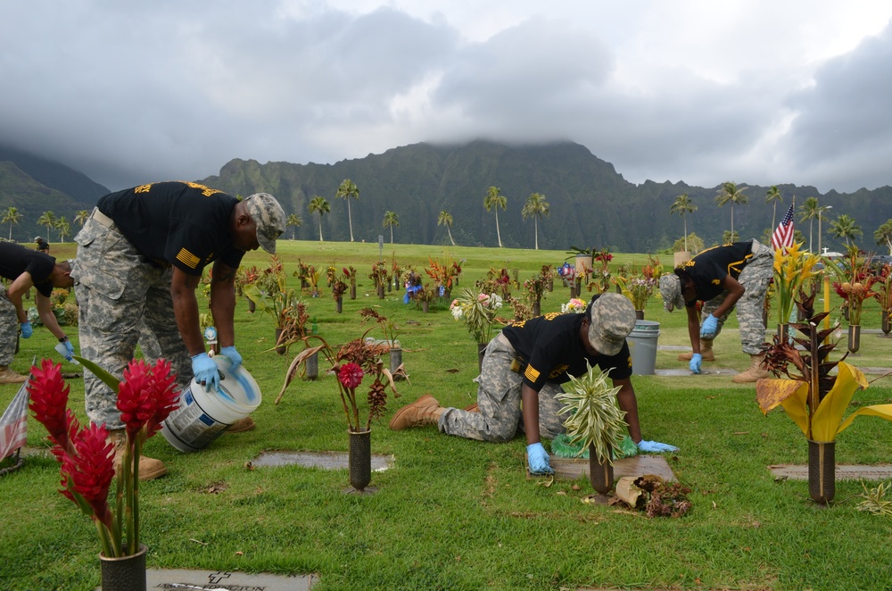 45th SB soldiers clean headstones at Hawaii State Veterans Cemetery