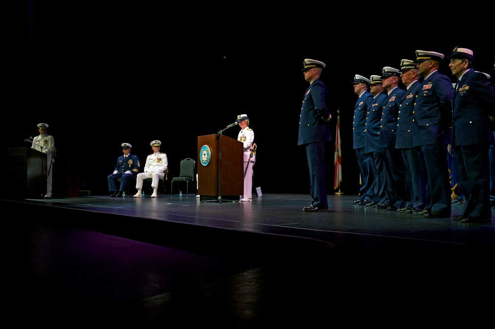 Coast Guard Sector St. Petersburg holds change of command