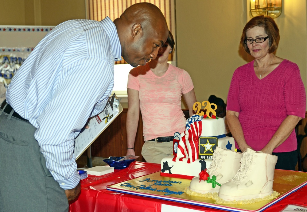 Cake's ready: Fort Bragg celebrates Army's 238th birthday with Cake Challenge