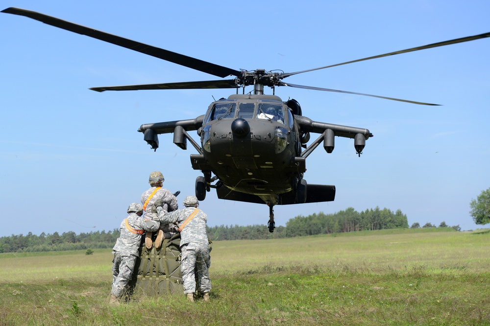18th CSSB sling load training