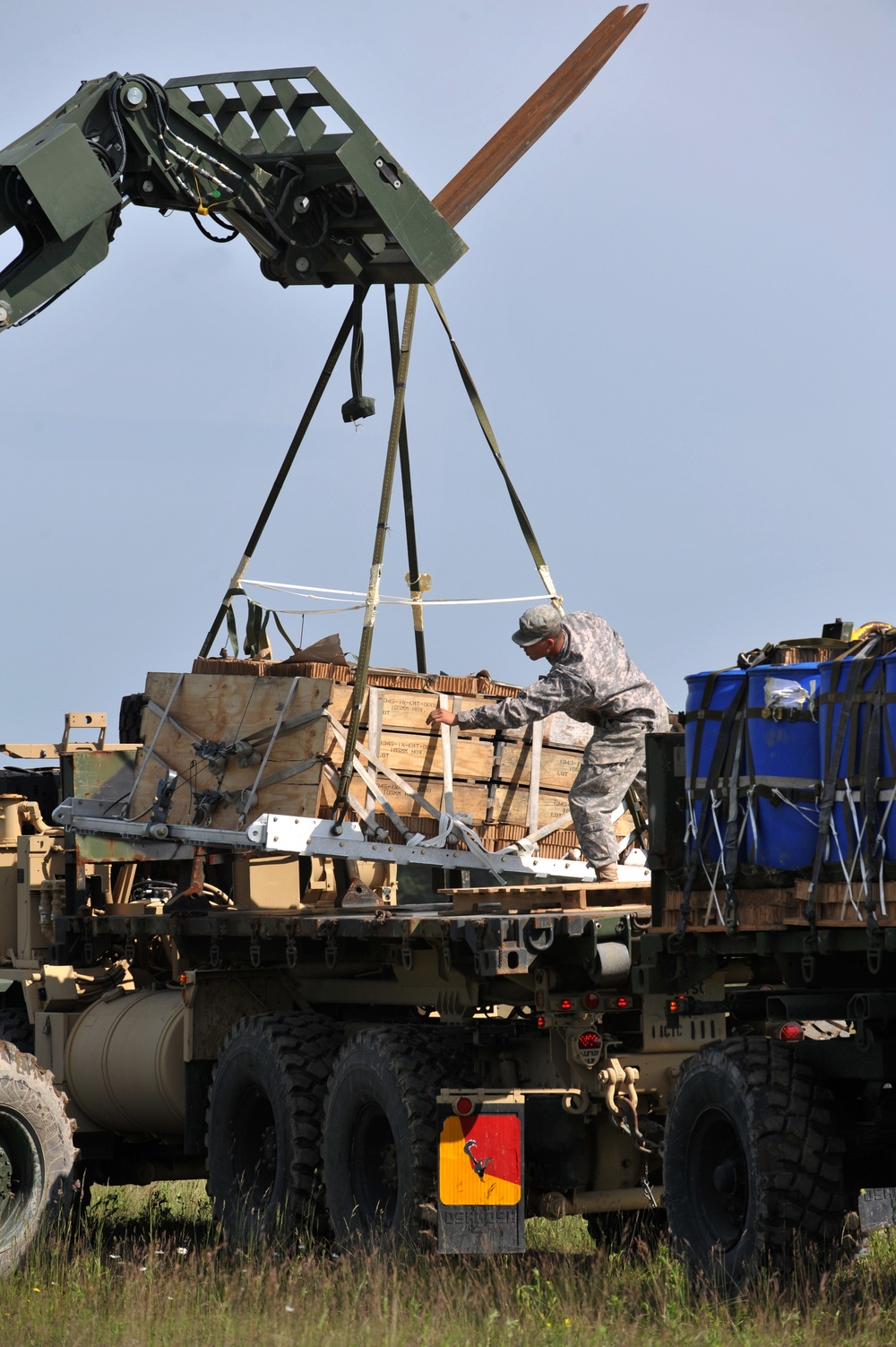 18th CSSB air drop training