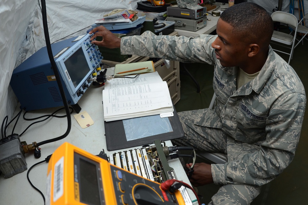 245th ATCS supports Shaw AFB tower operations