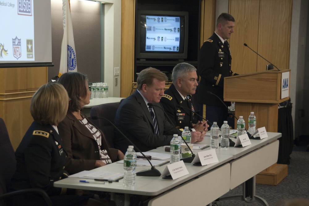 Army senior leader panel 'Ready and Resilient'