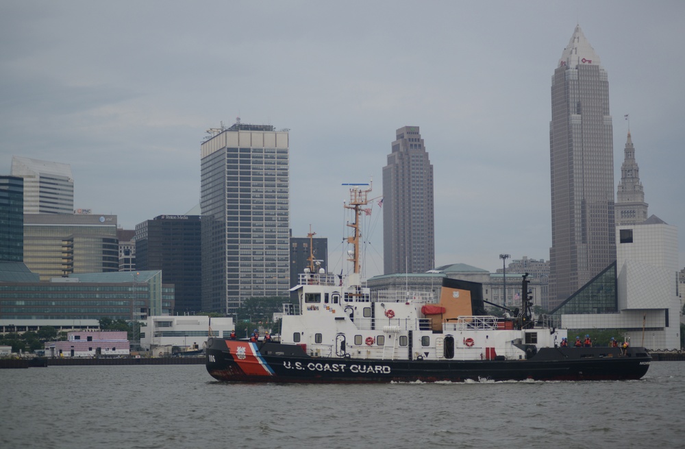 Coast Guard Cutter Morro Bay arrives in Cleveland