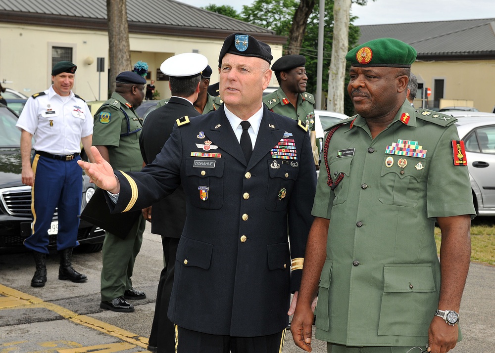 Nigeria Chief of Army Staff Visits USARAF