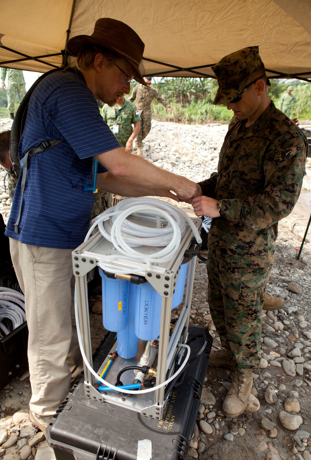 US deploys water purification system to aid in humanitarian assistance