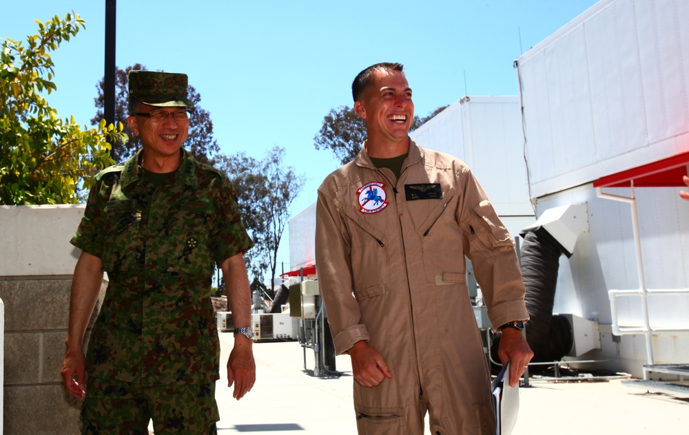 Visiting Japanese general gets first-hand view of MV-22B