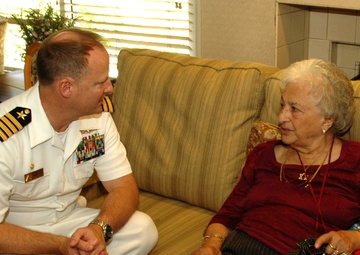 Sailors spend Flag Day with Senior veterans