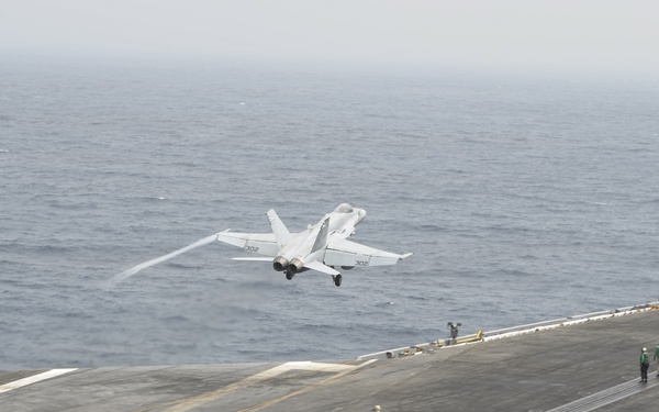 F/A-18C Hornet takeoff