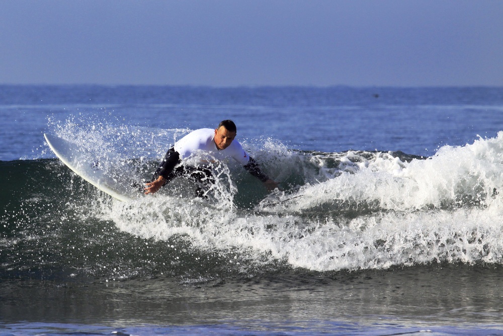 Surfing service members shred San Onofre