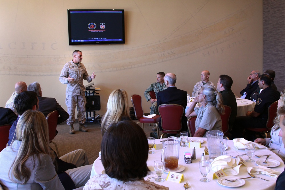 Commanding general hosts luncheon to build relations