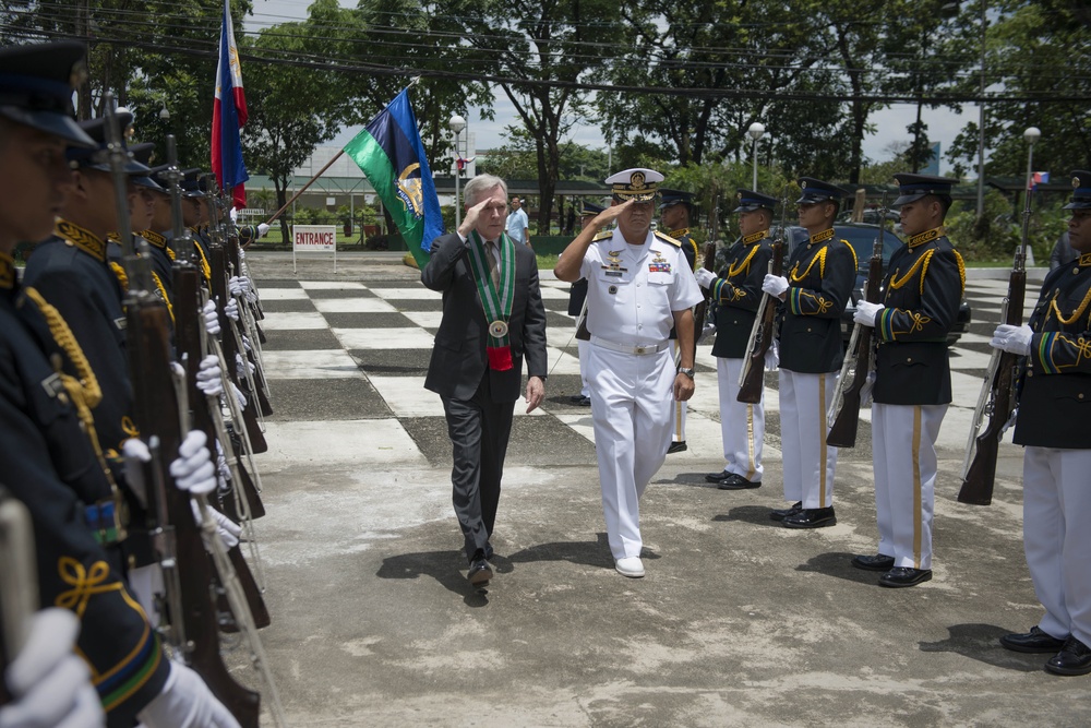 SECNAV visits Philippines