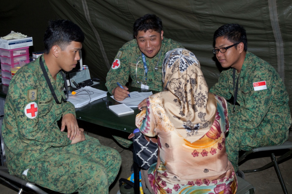 ASEAN-Plus 8 nations showcase capabilities of field hospital