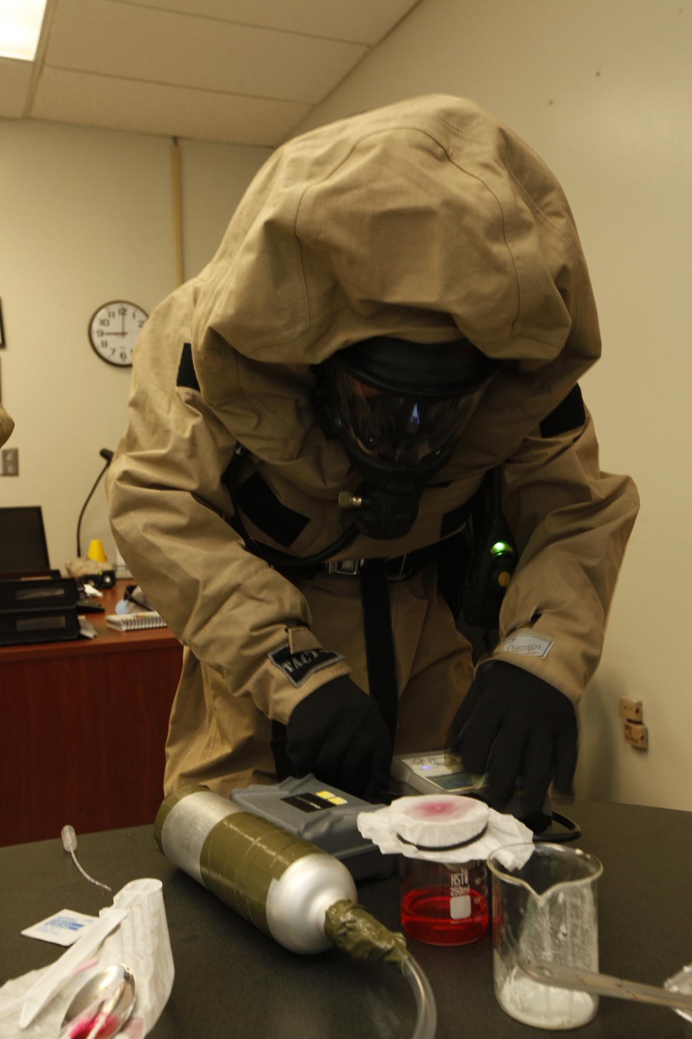 CBRN Marines respond to chemical warfare threat