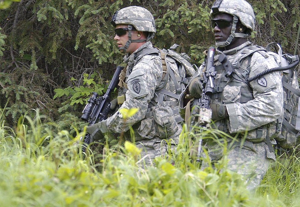Alaska cavalry unit conducts dismounted live-fire exercise