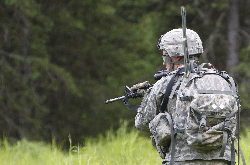 Alaska cavalry unit conducts dismounted live-fire exercise