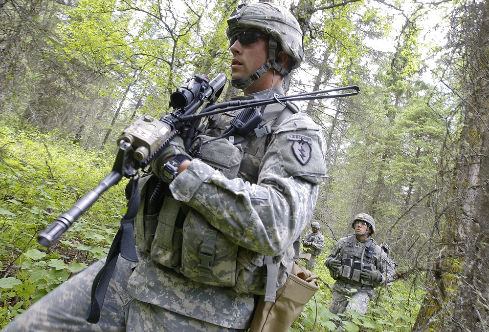 Alaska cavalry unit conducts dismounted live-fire exercise
