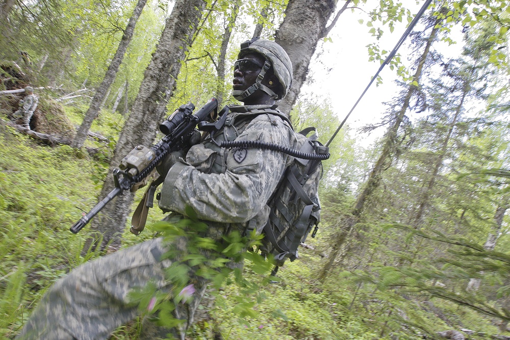 Alaska cavalry unit conducts dismounted live-fire exercise