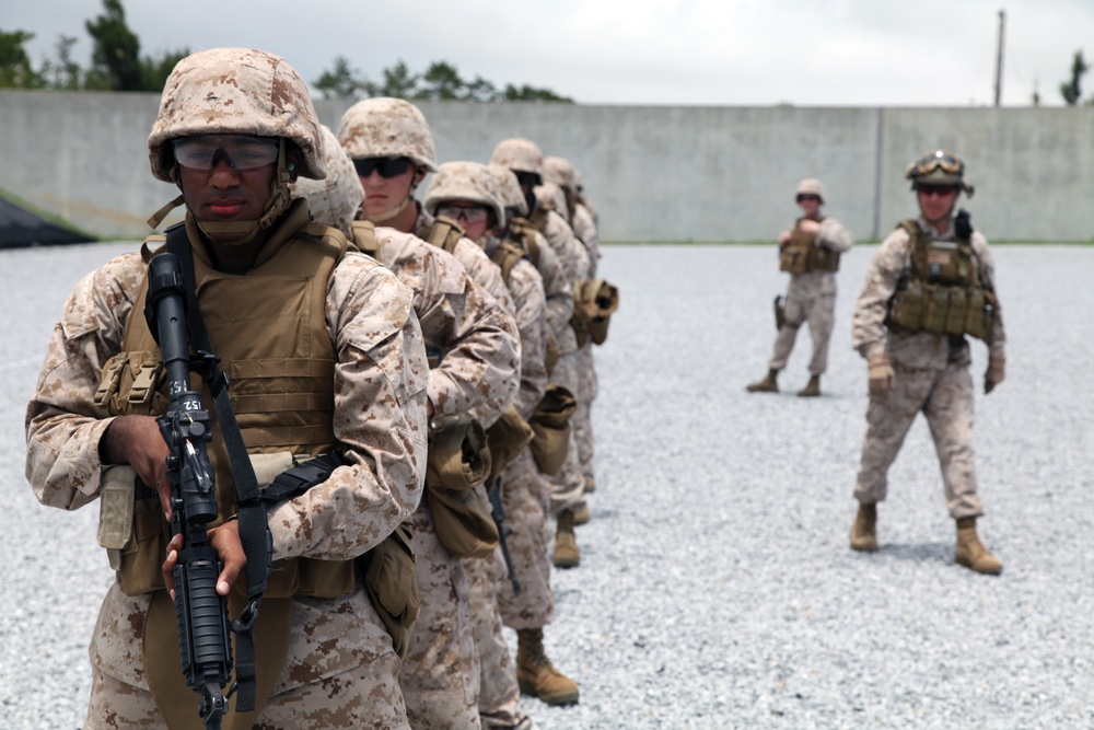 Marines bring firepower to explosive training