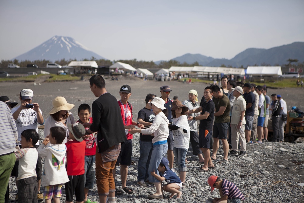 Marines ‘dragnet’ during annual fishing festival