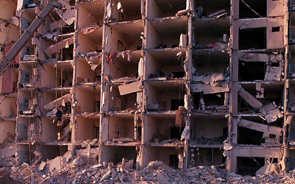 Everyone has a story: The grocery bagger