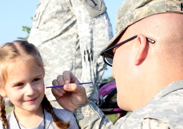 Fort Knox cavalry families embrace tradition