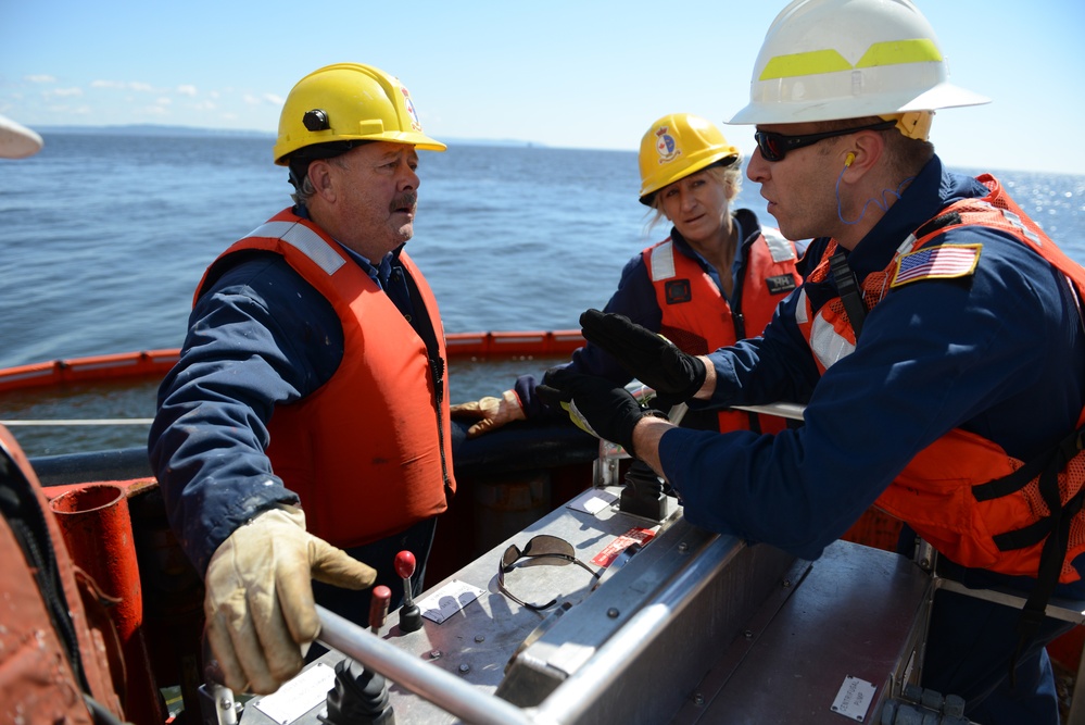 US Coast Guard, Canadian Coast Guard oil spill recovery training at CANUSLANT