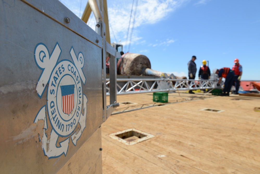 US Coast Guard, Canadian Coast Guard oil spill recovery training at CANUSLANT