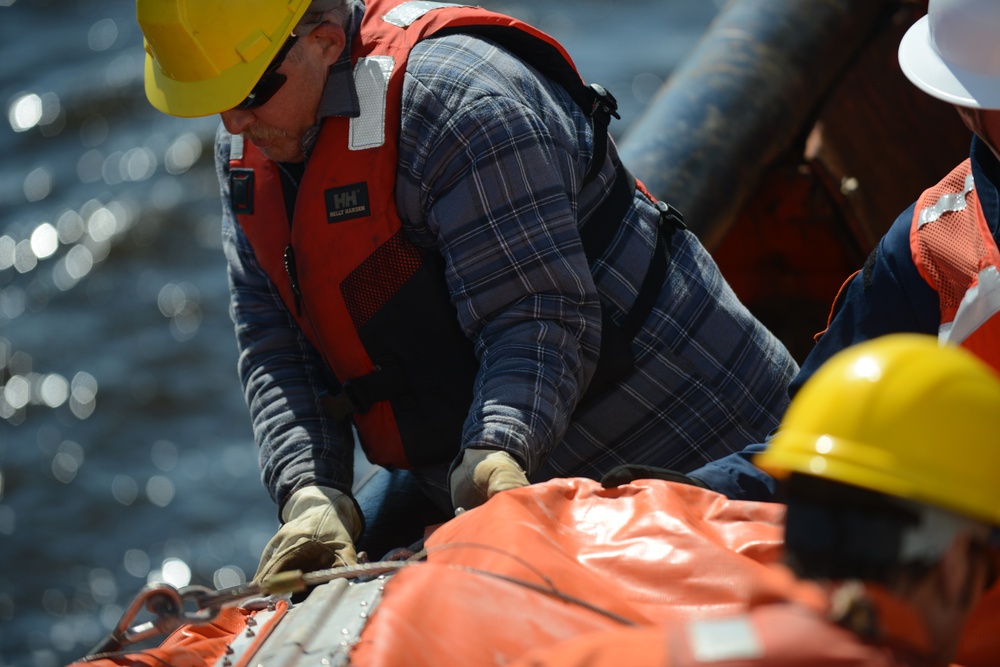 US Coast Guard, Canadian Coast Guard oil spill recovery training at CANUSLANT