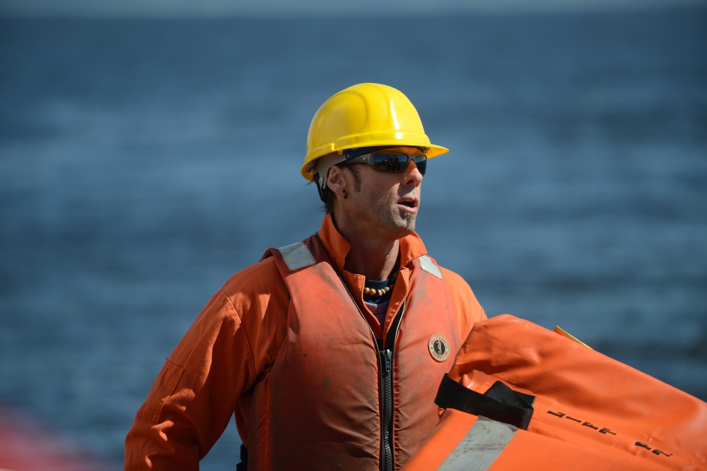 US Coast Guard, Canadian Coast Guard oil spill recovery training at CANUSLANT