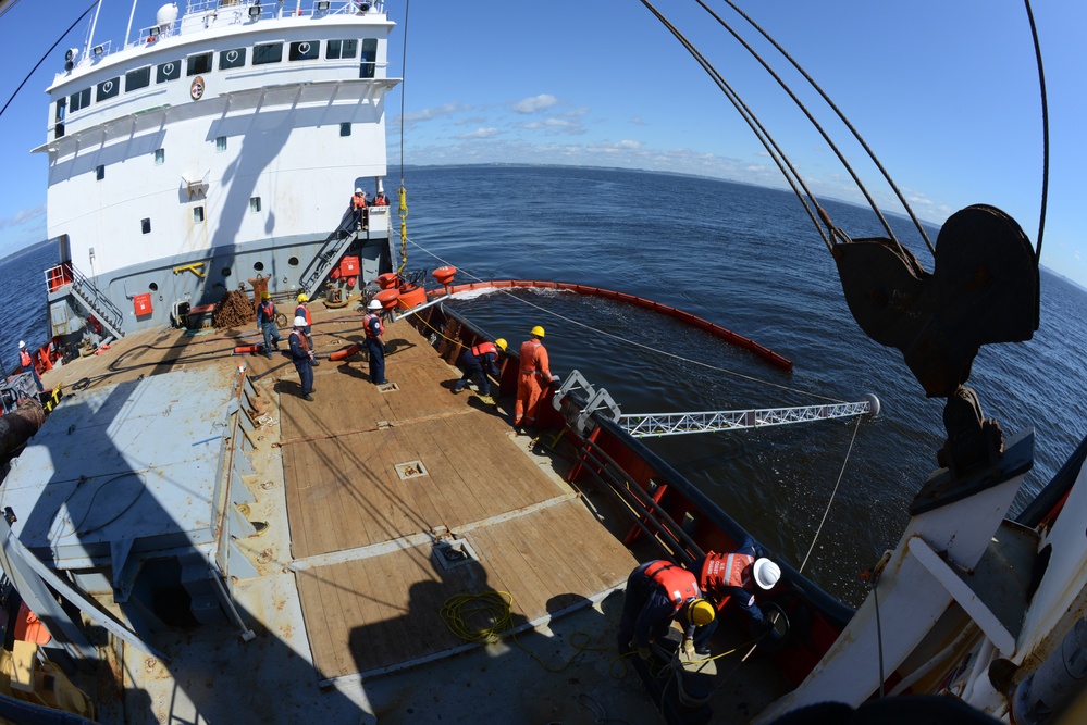 US Coast Guard, Canadian Coast Guard oil spill recovery training at CANUSLANT