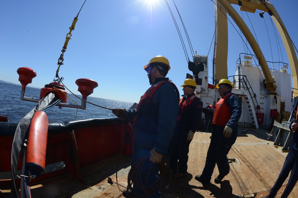 US Coast Guard, Canadian Coast Guard oil spill recovery training at CANUSLANT