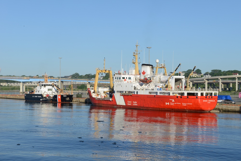 US Coast Guard, Canadian Coast Guard oil spill recovery training at CANUSLANT