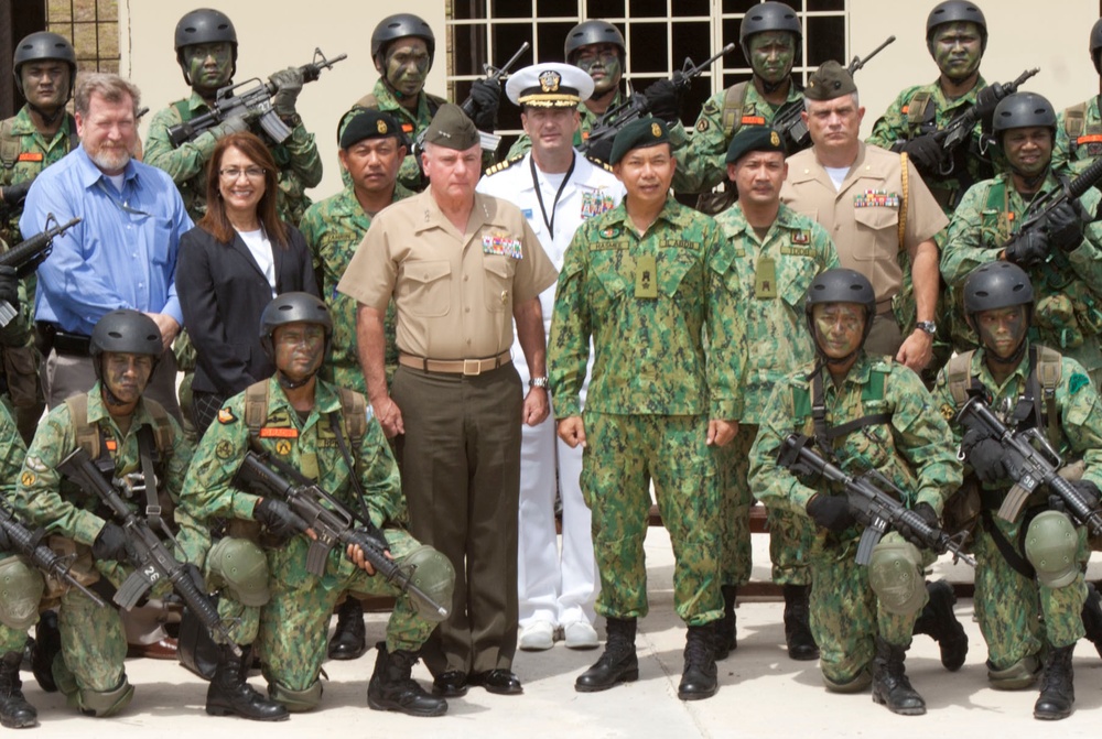 Bruneians welcome senior US military officials