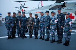 PLA, US develop strong ties through shared medical values