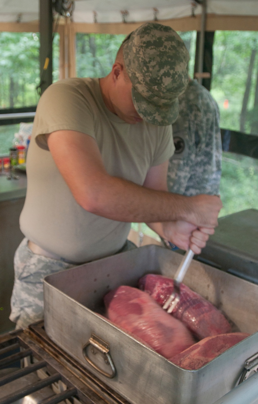 Army Reserve cooks turn drill into competition