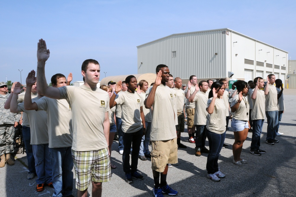 Recruits swear in at Army Reserve Mega Event